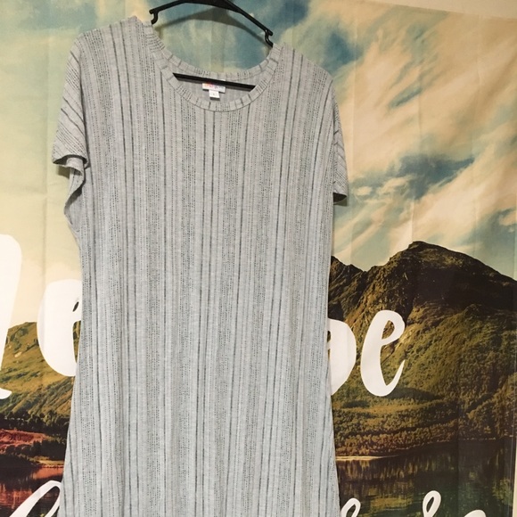 LuLaRoe Dresses & Skirts - 💥Price Firm💥Lularoe Ribbed Grey/Green Maria LuLaRoe Dresses & Skirts - 💥Price Firm💥Lularoe Ribbed Grey/Green Maria